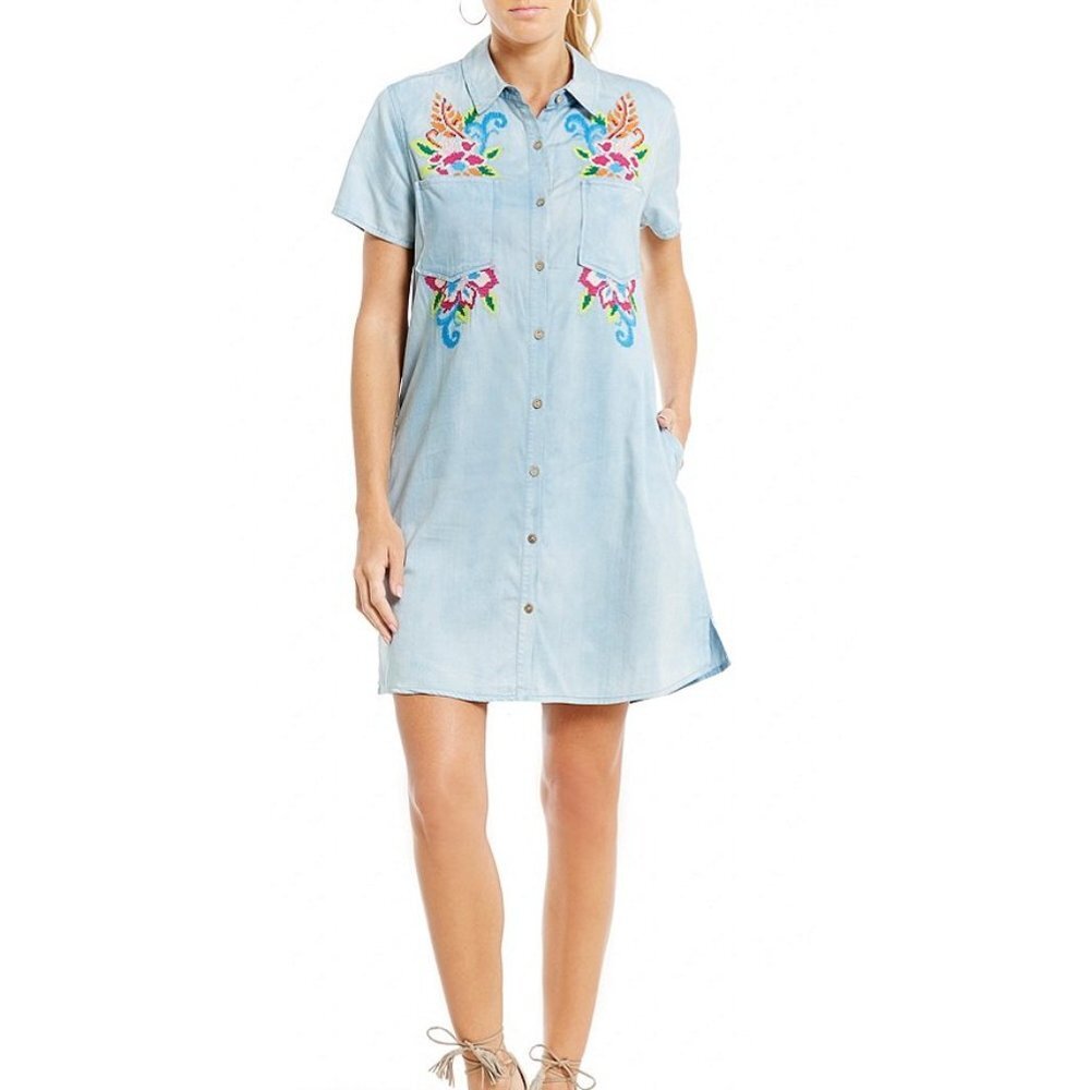 Miss Me Chambray Embroidered Collared Short Sleeve Shift Dress Size Small